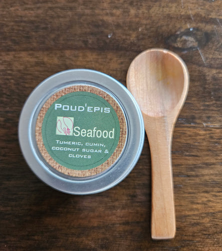 Turmeric, cumin, coconut sugar and cloves. The perfect spice mixed for your seafood